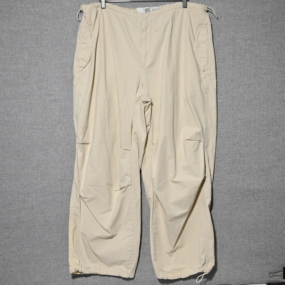 BDG Baggy Tech Pants Mens W33 L32 Cream Beige Cargo Drawstring Adjustable Cream